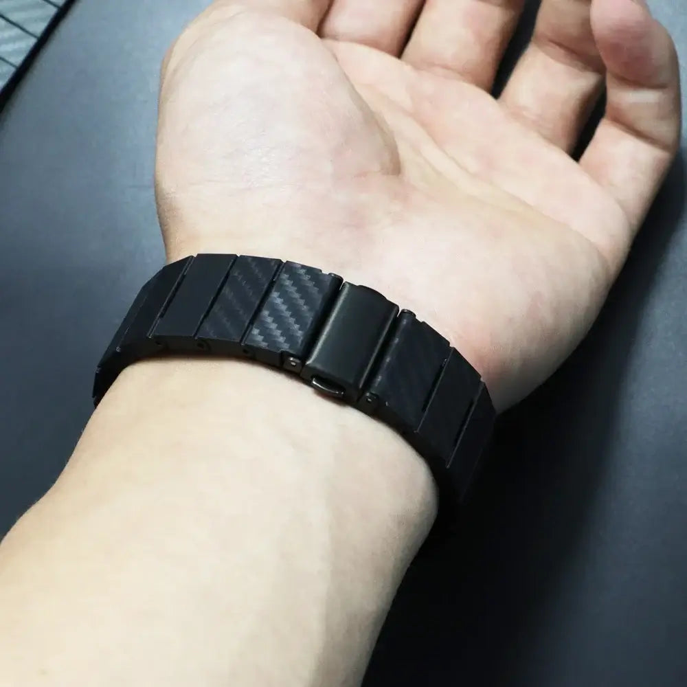 Google Pixel Carbon Fiber Strap - Sleek, Durable Design