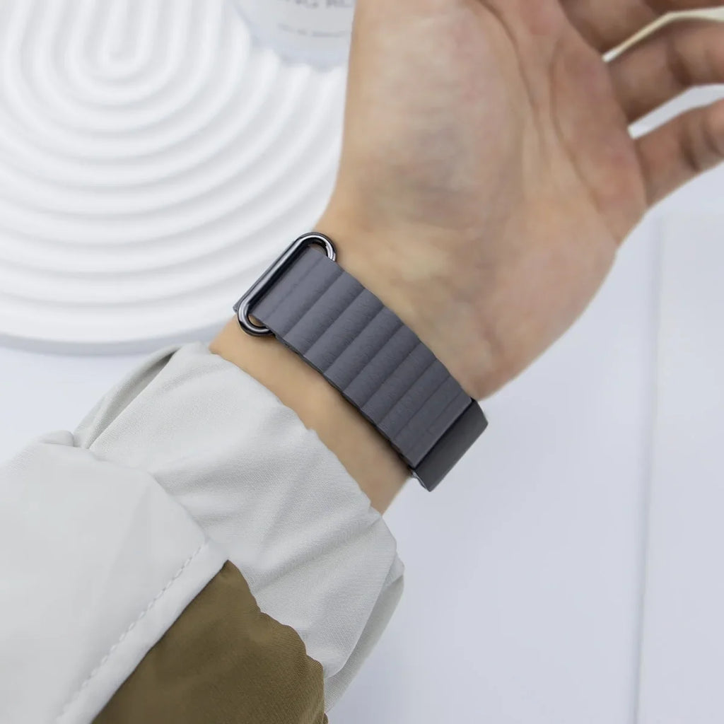 Garmin Leather Band - Premium Comfort Strap