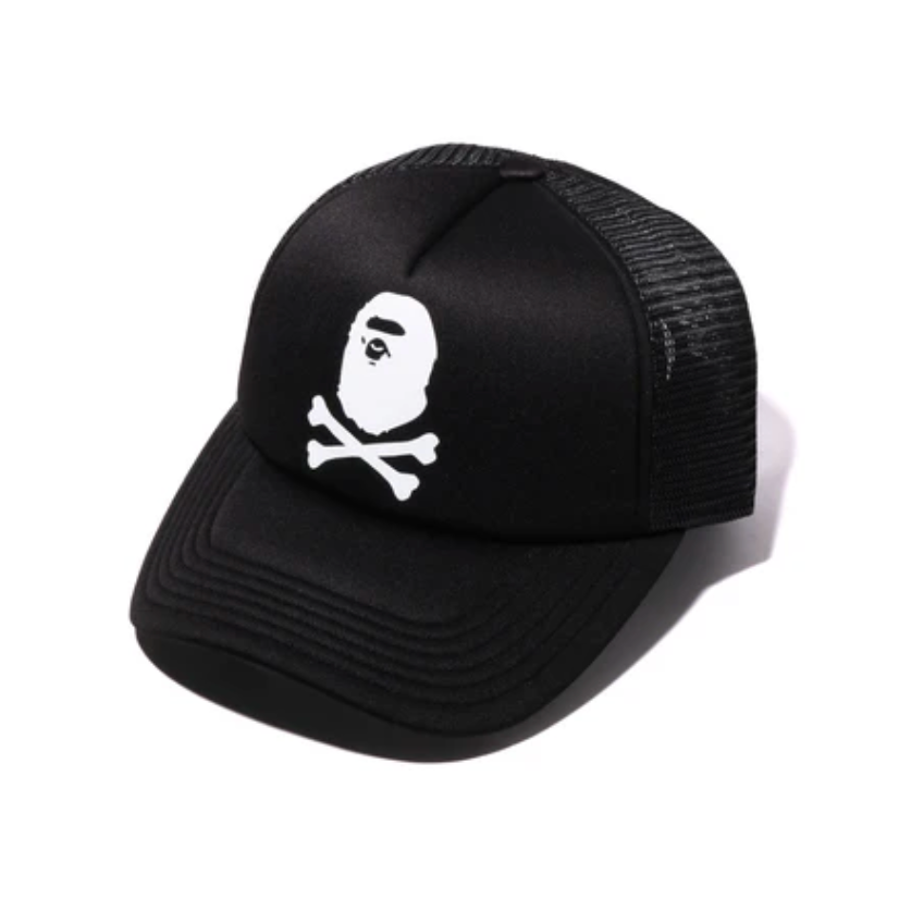 A BATHING APEE CROSSBONE COLLEGE SOLID MESH CAP (BLACK)