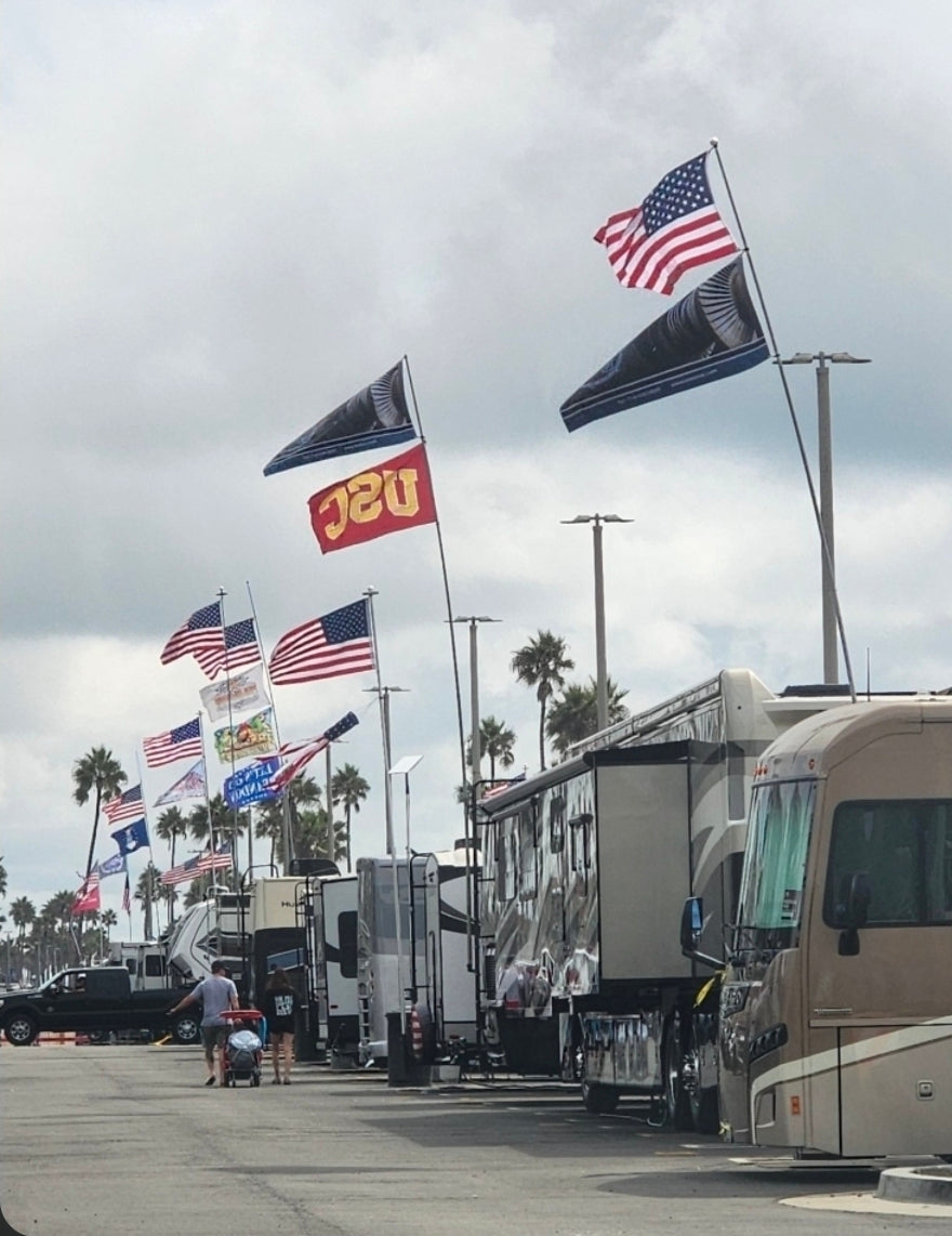 Telescoping Flagpole 22'