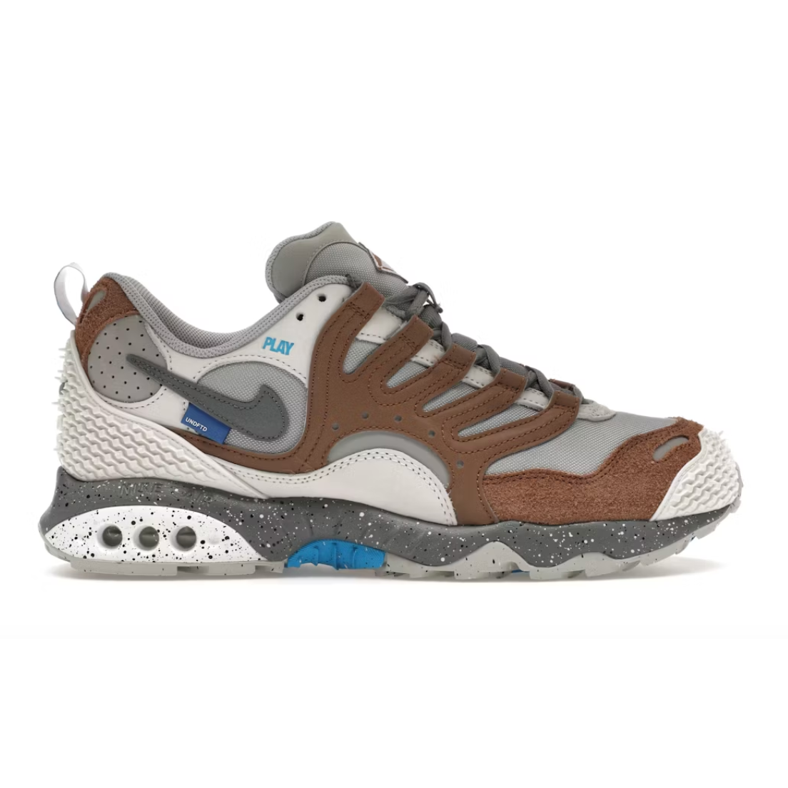Nike Air Terra Humara Undefeated Archaeo Brown