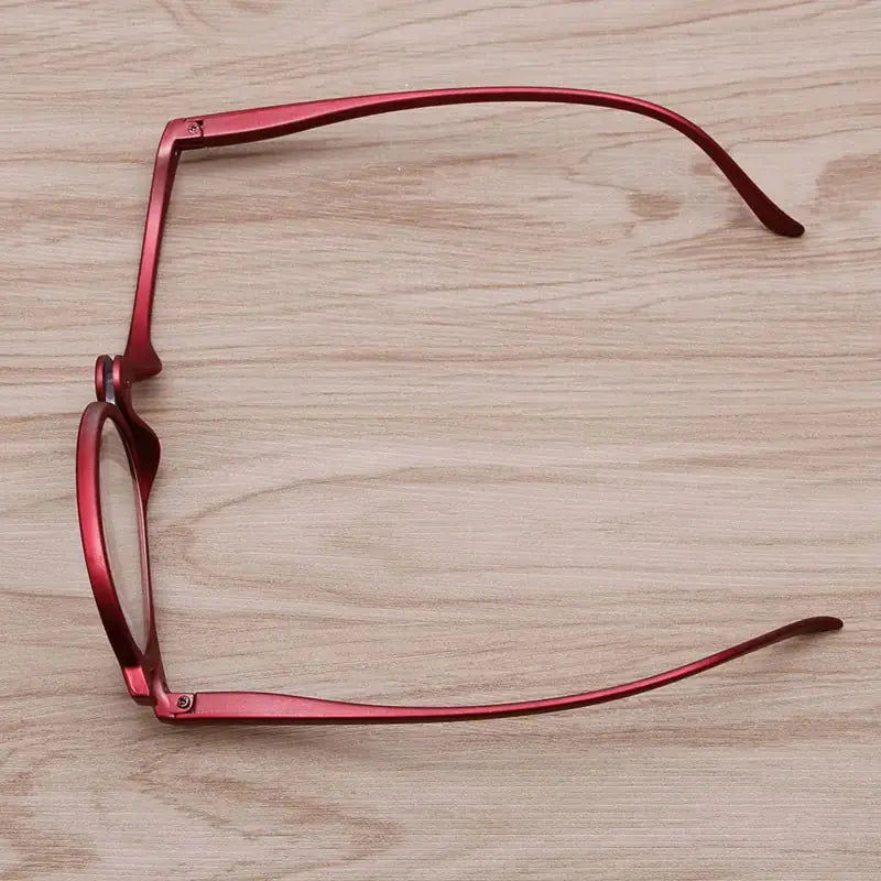 Stylish Women’s Magnifying Glasses – Clarity & Elegance