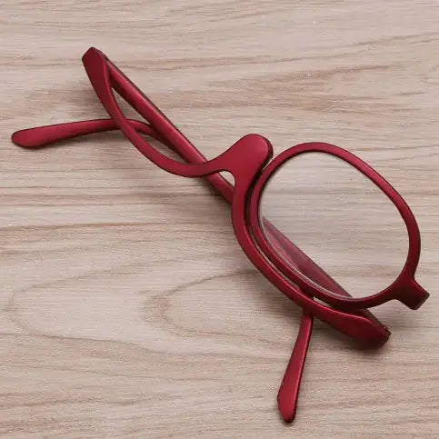 Stylish Women’s Magnifying Glasses – Clarity & Elegance