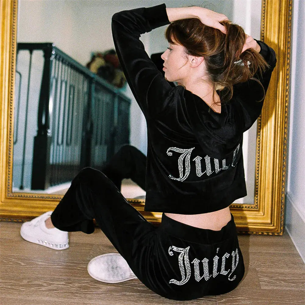Stylish & Comfortable Women's Tracksuit Set
