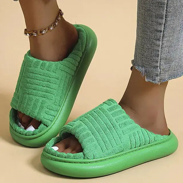 Stylish & Cozy Winter Women Slippers – Ultimate Comfort