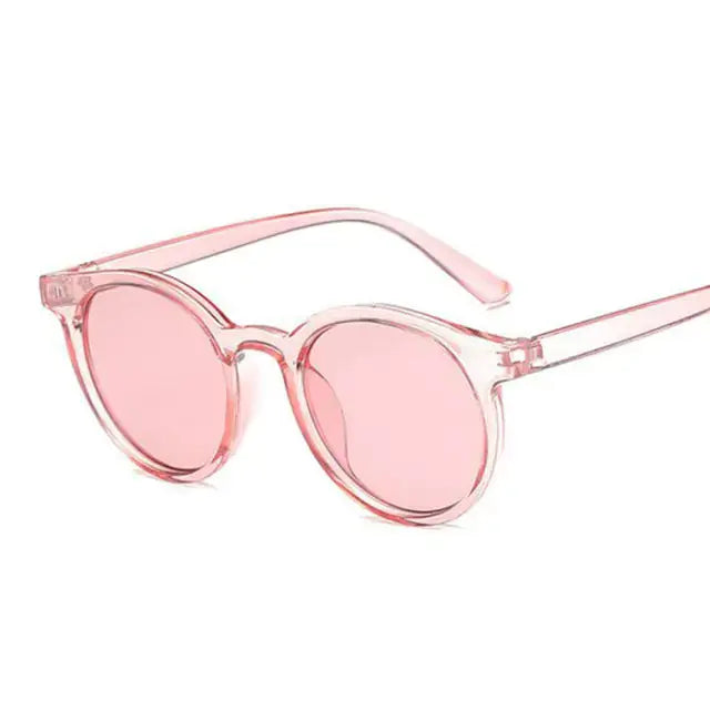 Stylish & Protective Sunglasses for Women – Elevate Your Look