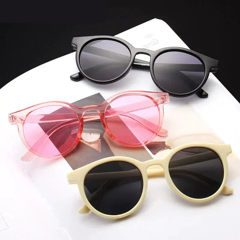Stylish & Protective Sunglasses for Women – Elevate Your Look