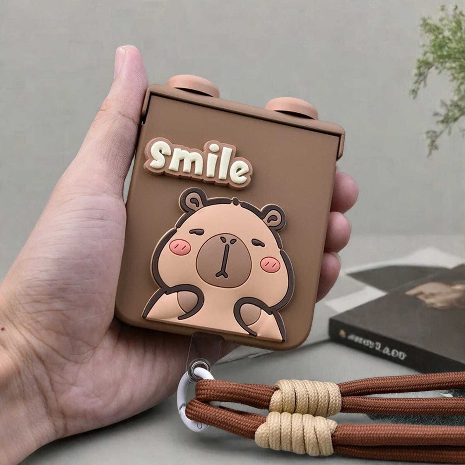 Cute Chain Bracelet Case for Z Flip 3 4 5 6, Razr 40 50 Ultra, Xiaomi Mix Flip - Hinge Cover with Fun & Stylish Protection