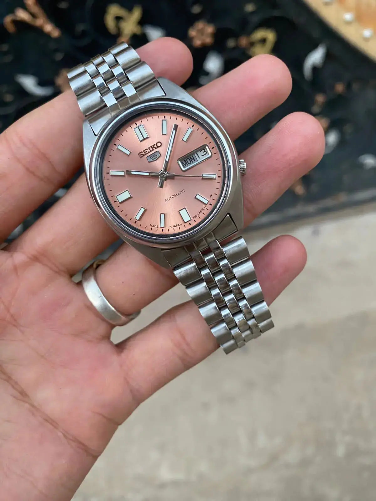 Timeless Luxury Men's Watch – Precision & Elegance