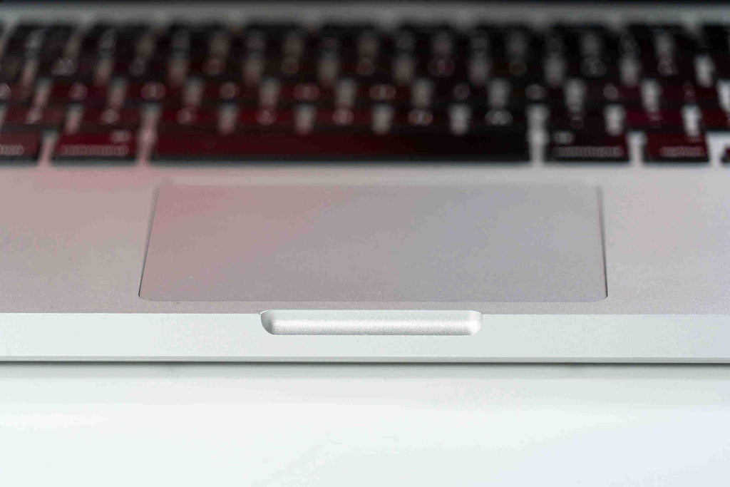 Apple MacBook Pro (13-inch Mid 2014) 3.0 GHz I7-4578U 8GB 256GB SSD (Silver)