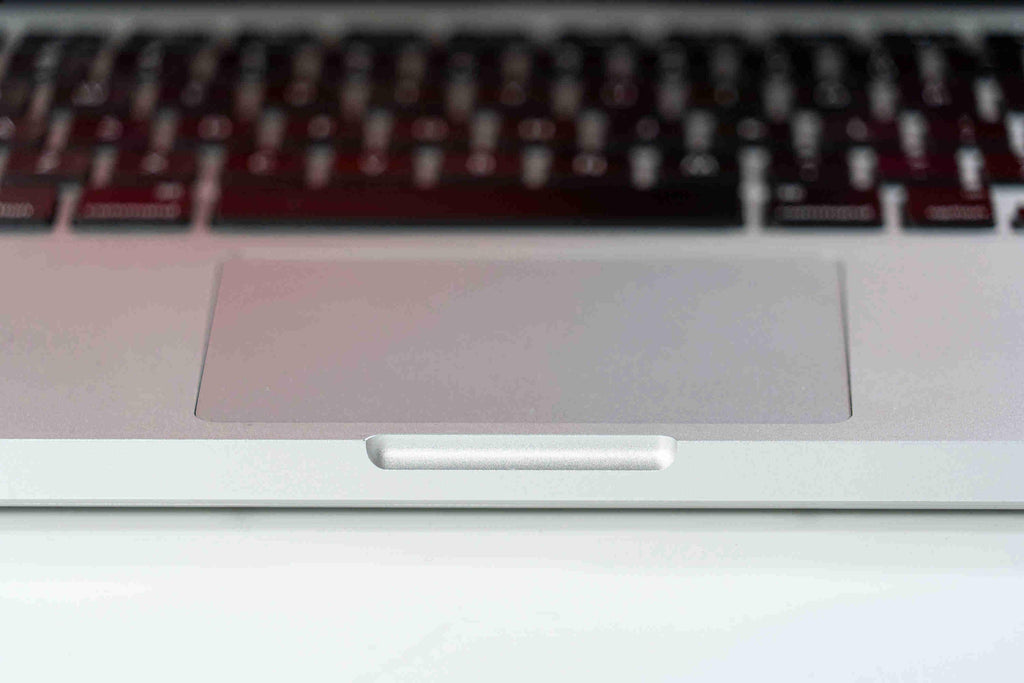 Apple MacBook Pro (15-inch Late 2013) 2.3 GHz I7-4850HQ 16GB 512GB SSD (Silver)