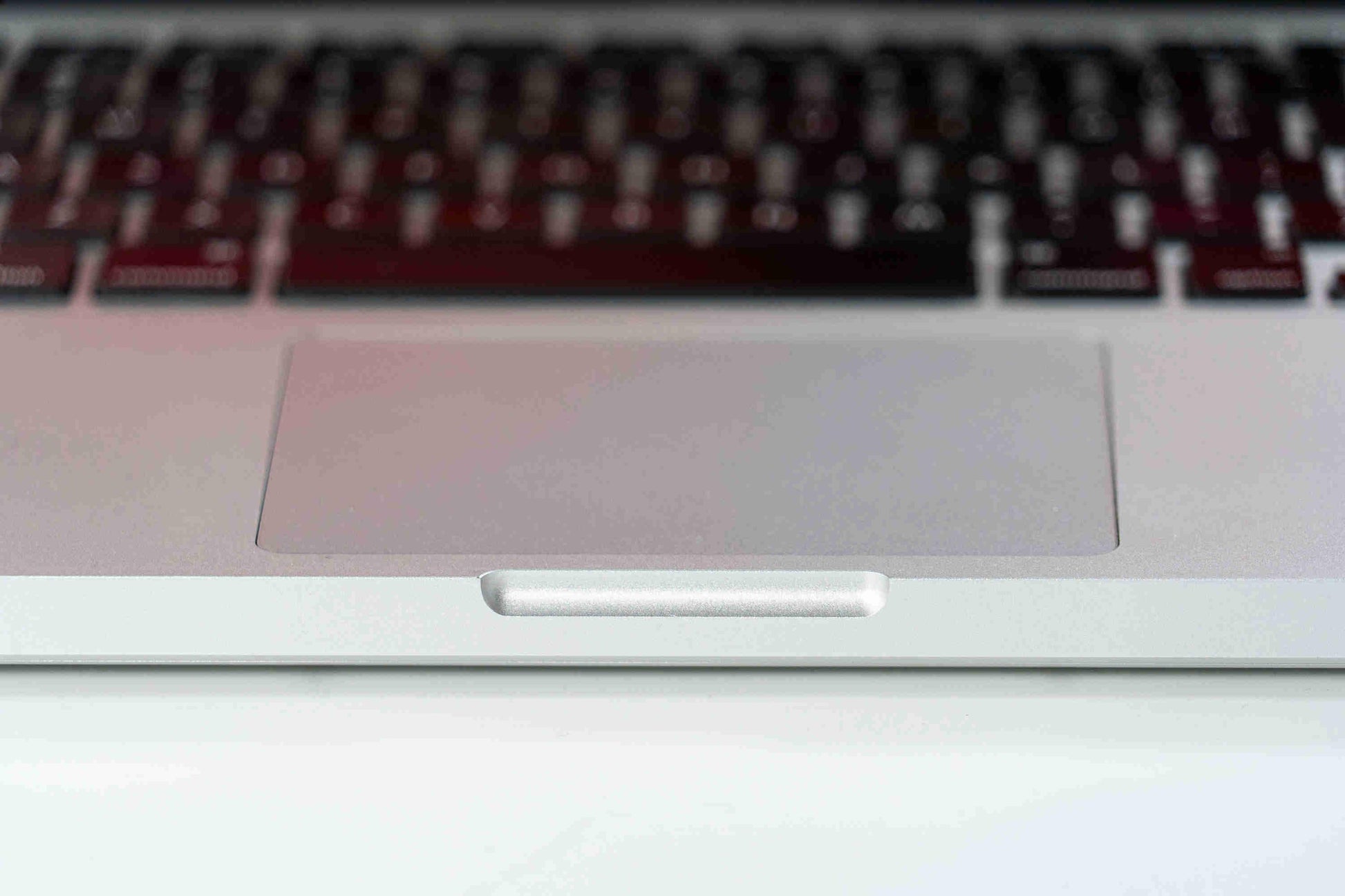 Apple MacBook Pro (15-inch Late 2013) 2.3 GHz I7-4850HQ 16GB 512GB SSD (Silver)
