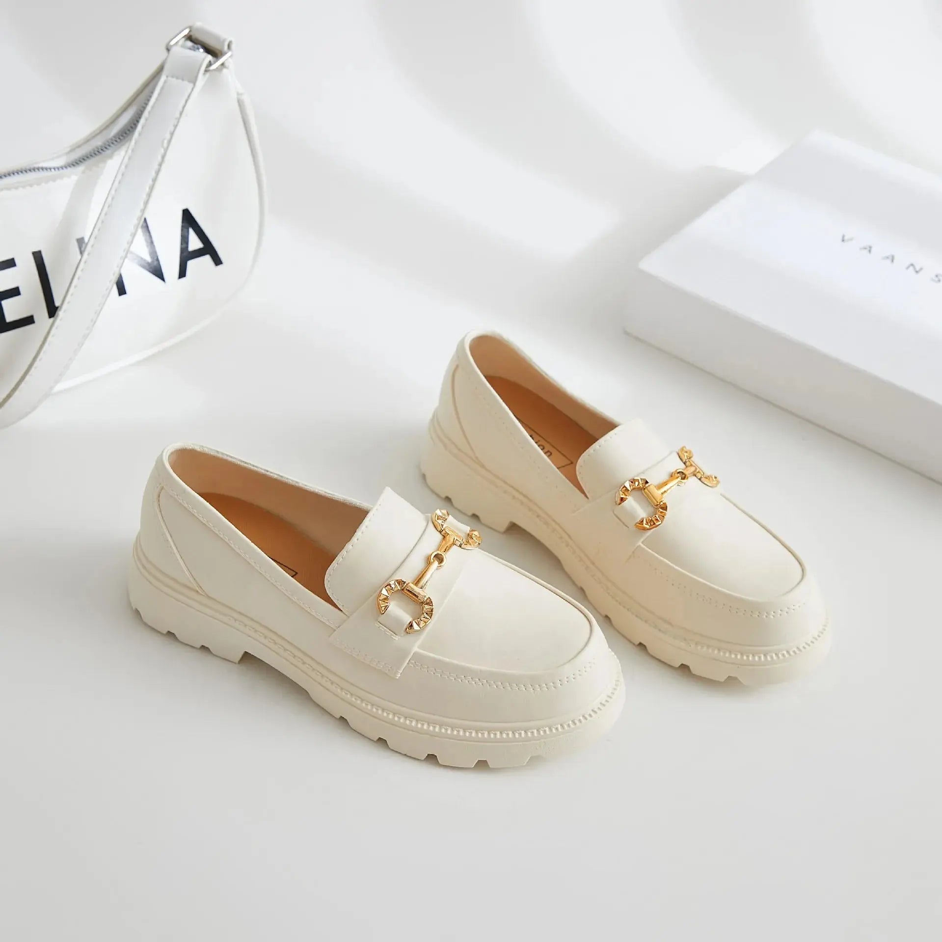 Trendsetter Loafers – Elevate Your Style with Confidence