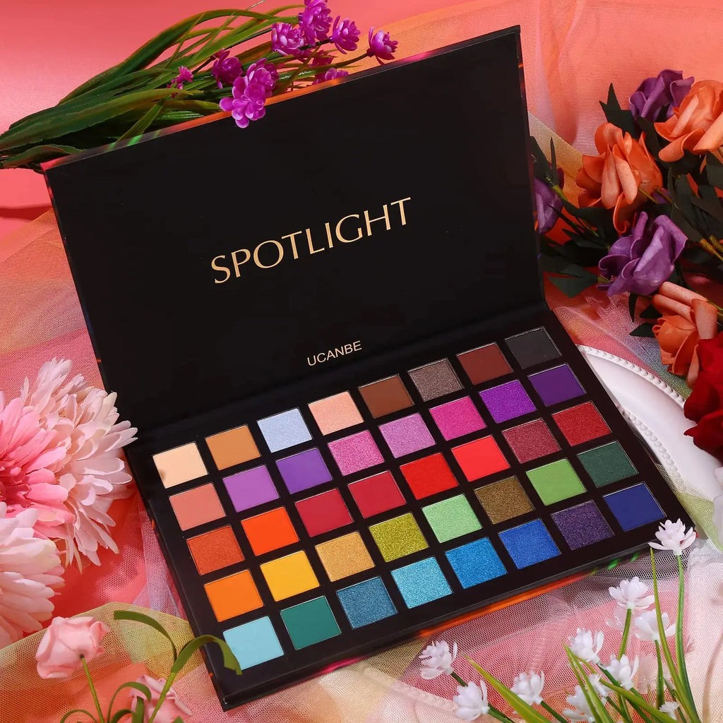 UCANBE Spotlight Eyeshadow Colorful Powder