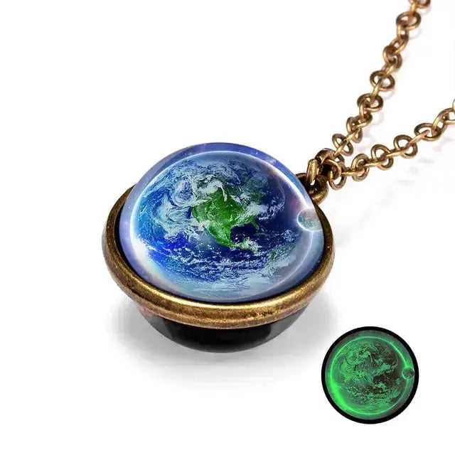 Universe Pendant Necklace – A Touch of Cosmic Elegance