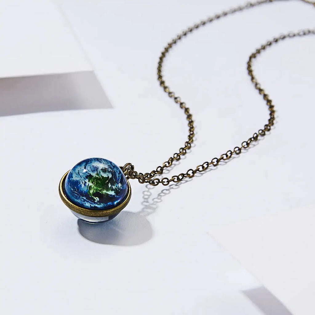 Universe Pendant Necklace – A Touch of Cosmic Elegance