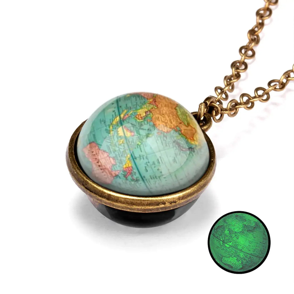 Universe Pendant Necklace – A Touch of Cosmic Elegance