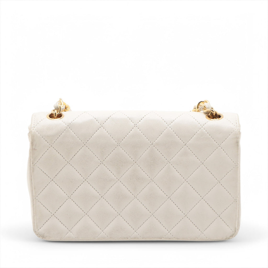 Chanel Matelasse Lambskin Single Flap Single Chain Bag White Gold Metal Fittings SKU-#3751