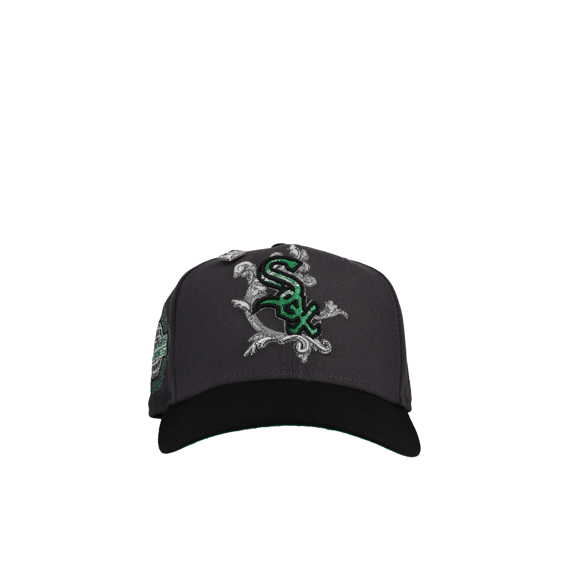 Chicago White Sox 2005 WS Laurel Wreath (Graphite/Black) Metallic 59Fifty Fitted Hat