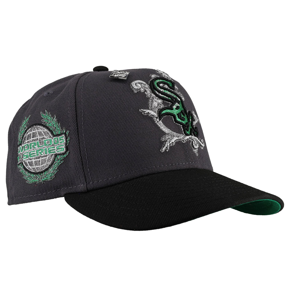 Chicago White Sox 2005 WS Laurel Wreath (Graphite/Black) Metallic 59Fifty Fitted Hat