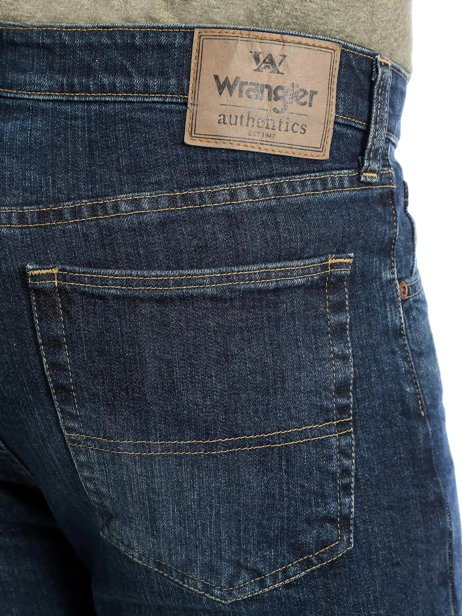 Wrangler Authentics mens Comfort Flex Waistband Shorts 36 Flex Dark