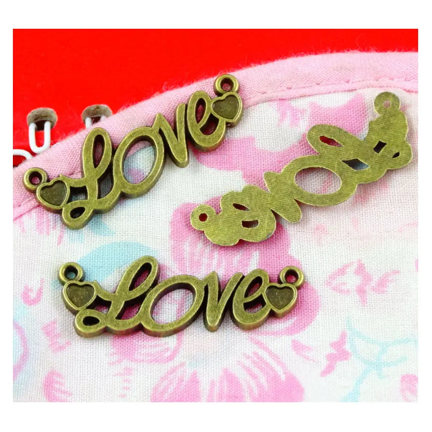 Zinc Alloy Antique Bronze Plated Pendant