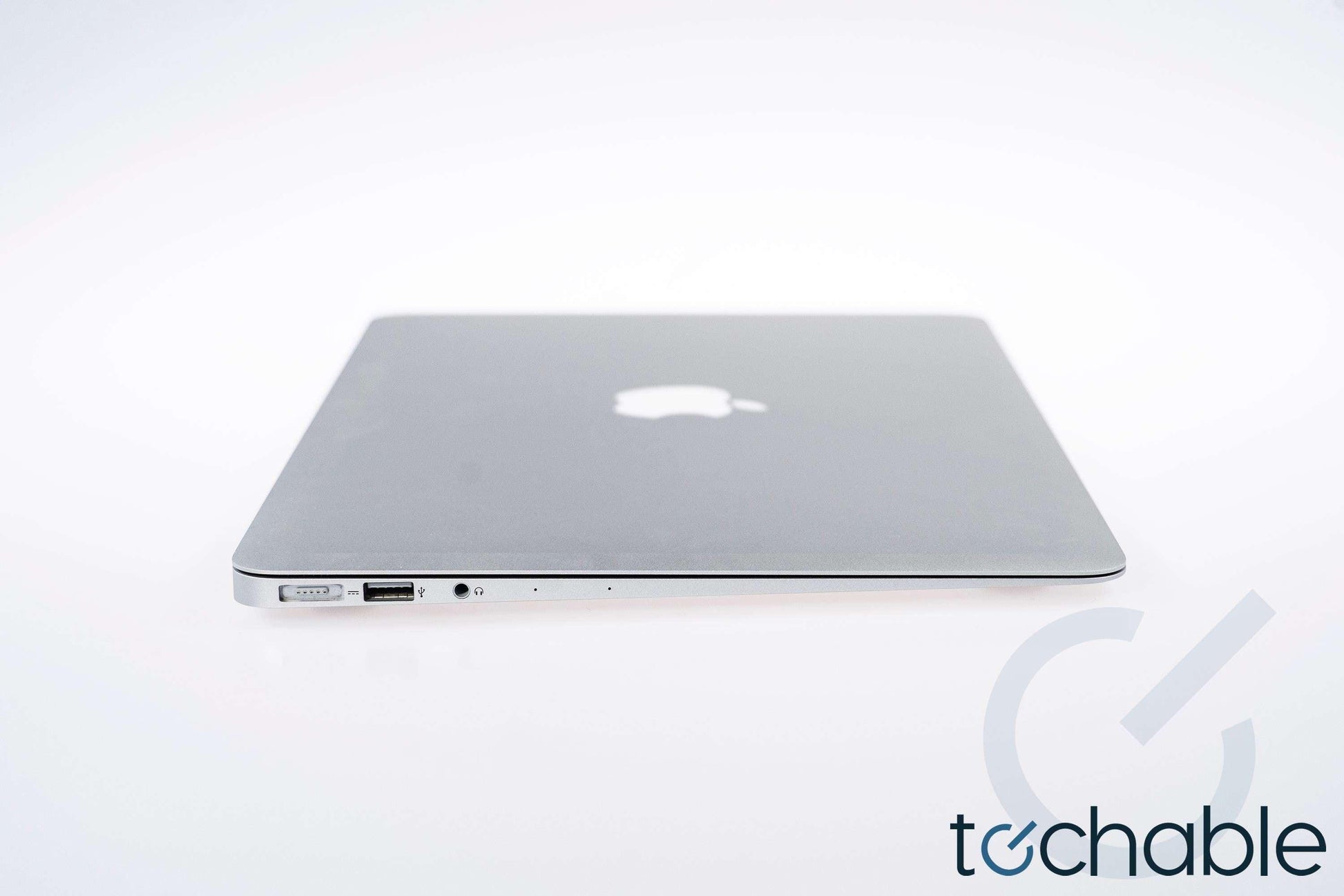 Apple MacBook Air 11-Inch (2015) Core i5 2.2GHz 4GB