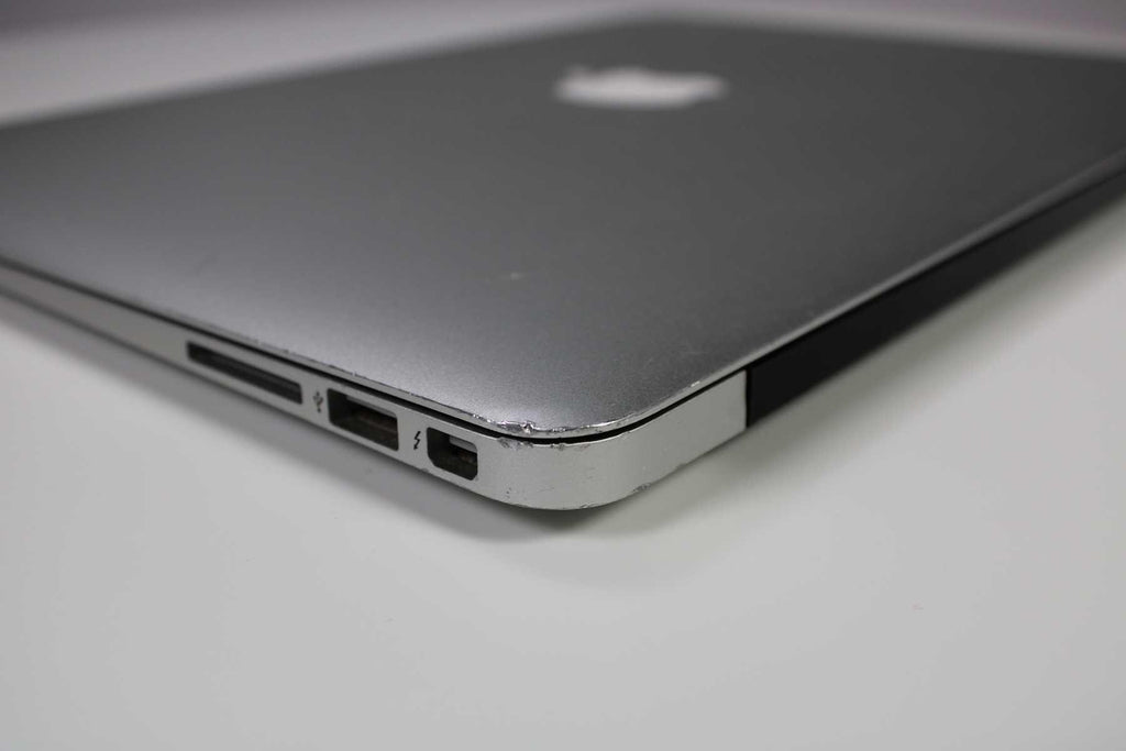 Apple MacBook Air 13-inch 2015 1.6GHz Core i5 8GB SSD (Wear & Tear Special)