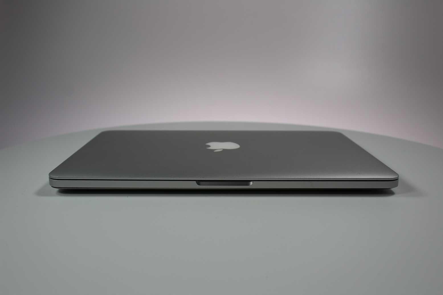 Apple MacBook Pro 13-inch 2013 2.6GHz Core i5 8GB RAM Integrated Graphics (Wear & Tear Special)
