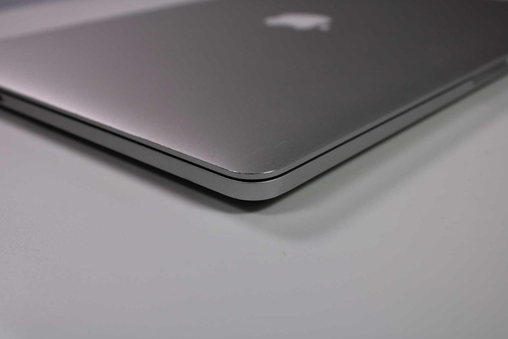 Apple MacBook Pro 15-inch 2013 2.0GHz Core i5 16GB RAM Dual GPU (Wear & Tear Special)