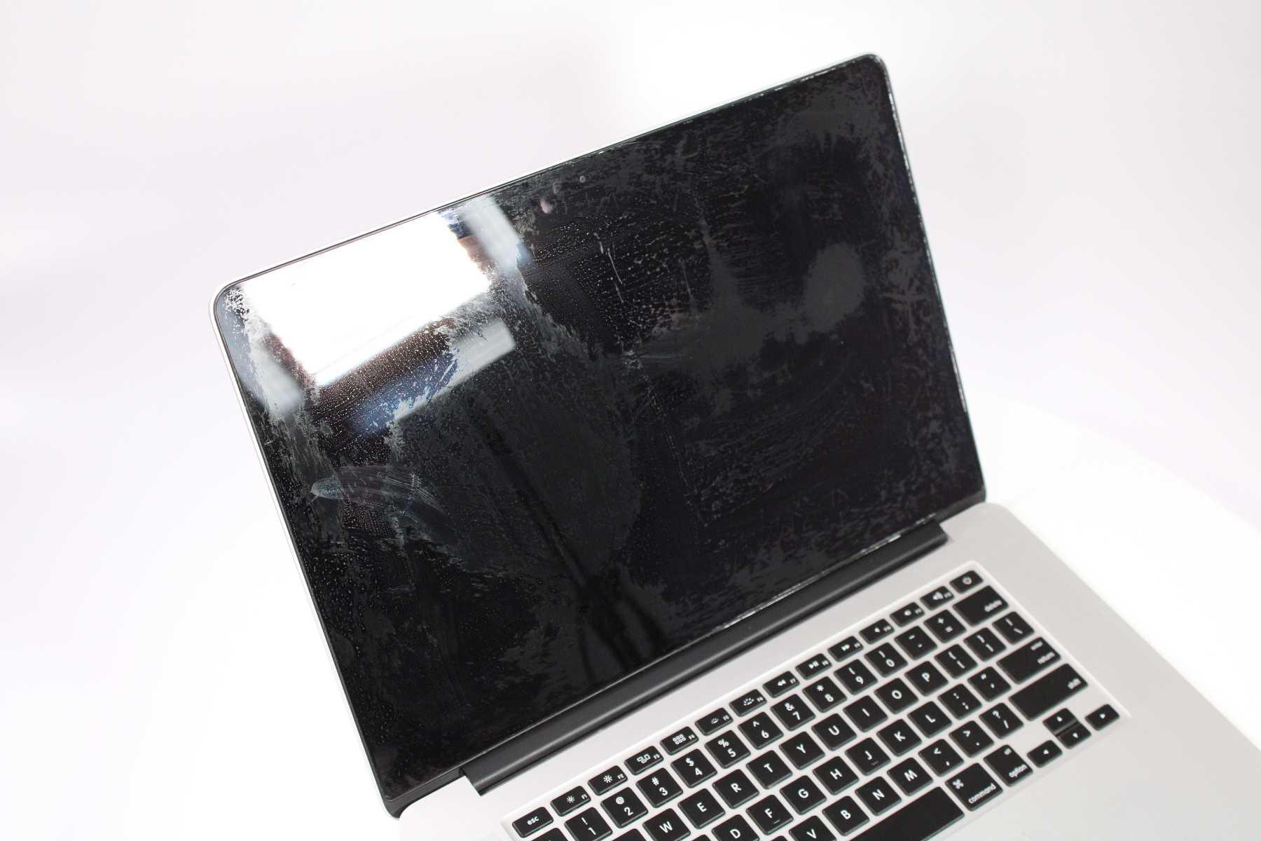 Apple MacBook Pro 15-inch 2013 2.8GHz Core i7 16GB RAM Dual GPU (Wear & Tear Special)