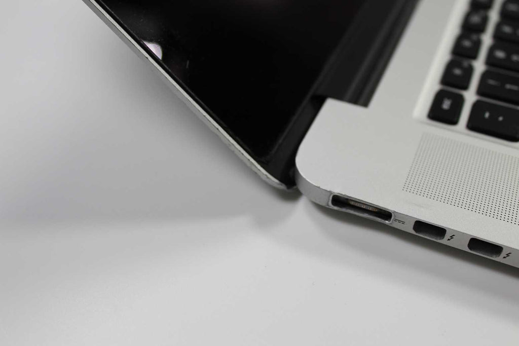 Apple MacBook Pro 15-inch 2013 2.8GHz Core i7 16GB RAM Dual GPU (Wear & Tear Special)