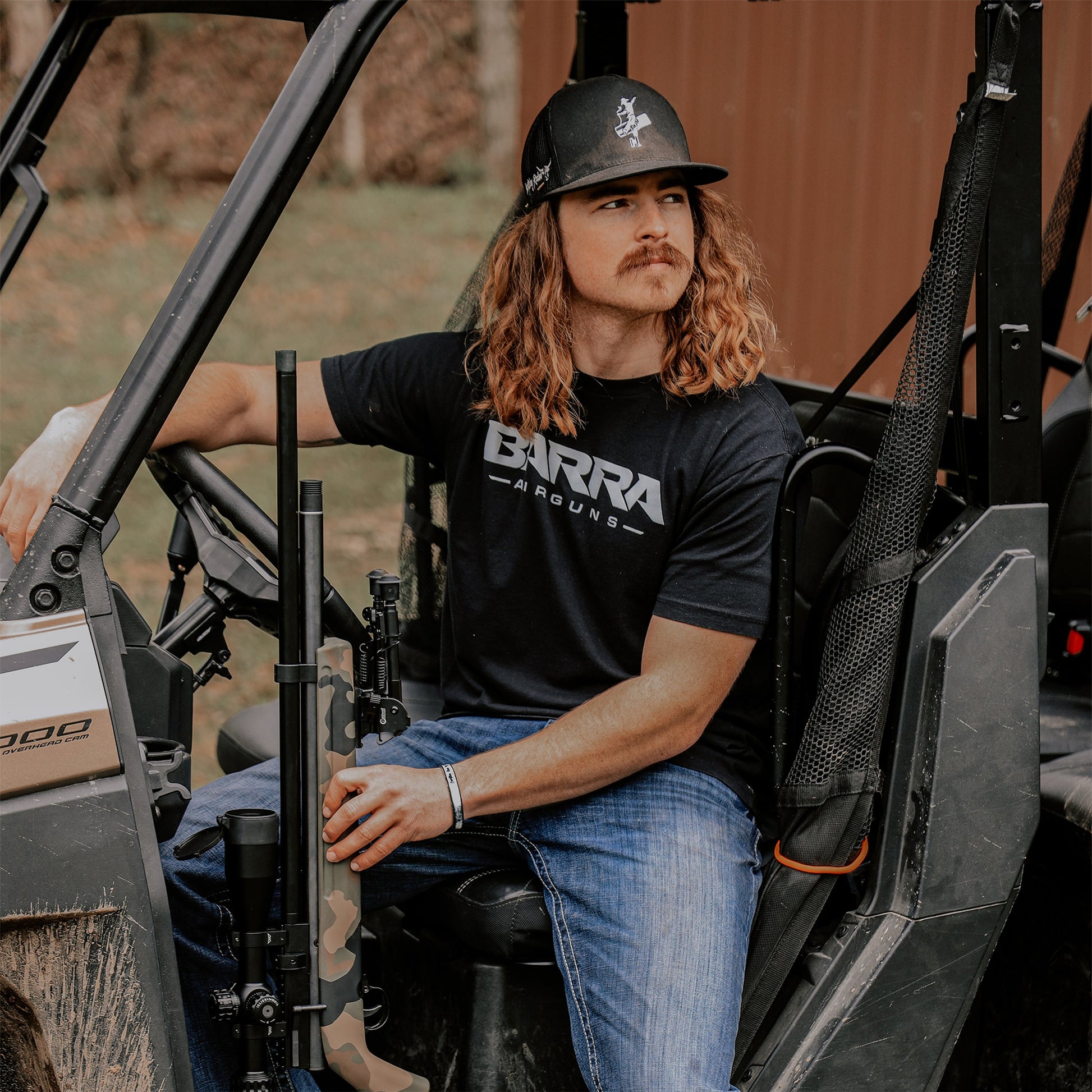 Classic Logo Men's T-Shirt - Black