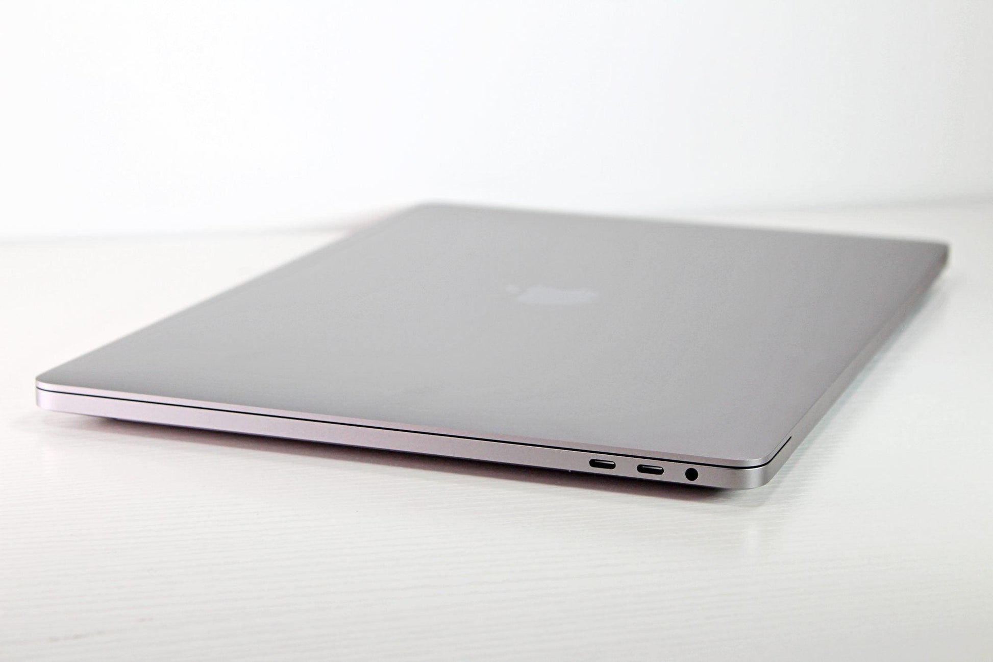 MacBook Pro (2019) 16-Inch - 2.4GHz Core i9 - 5300M - 16GB RAM (Configurable)