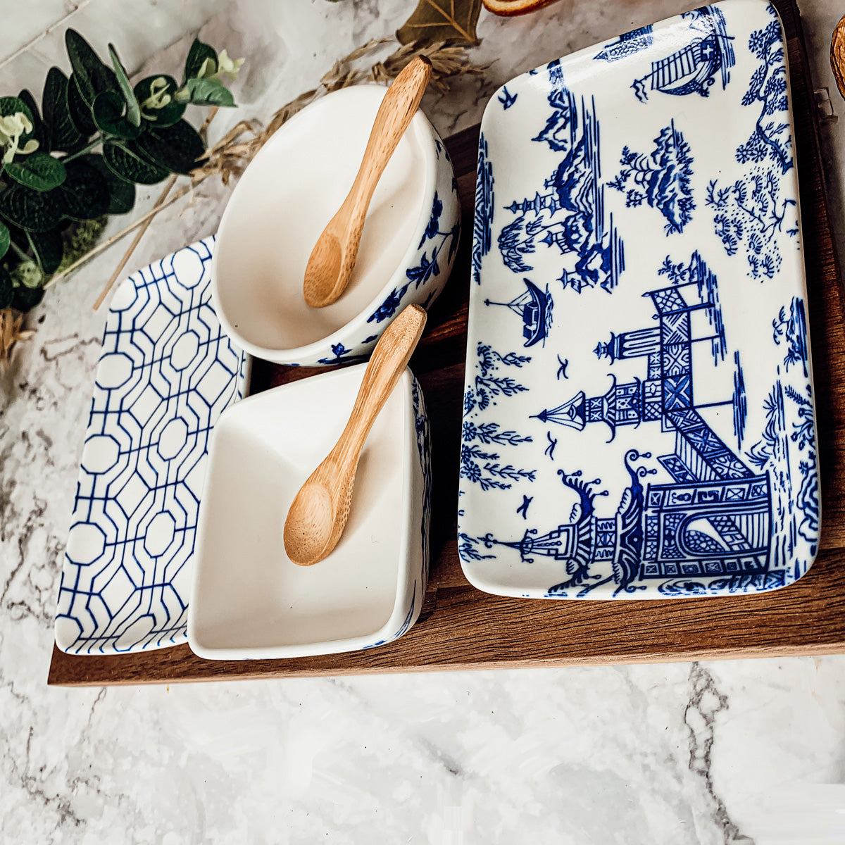 Chinoiserie Tapas Serving Set 7-Piece Porcelain Matte Blue White Acacia Tray