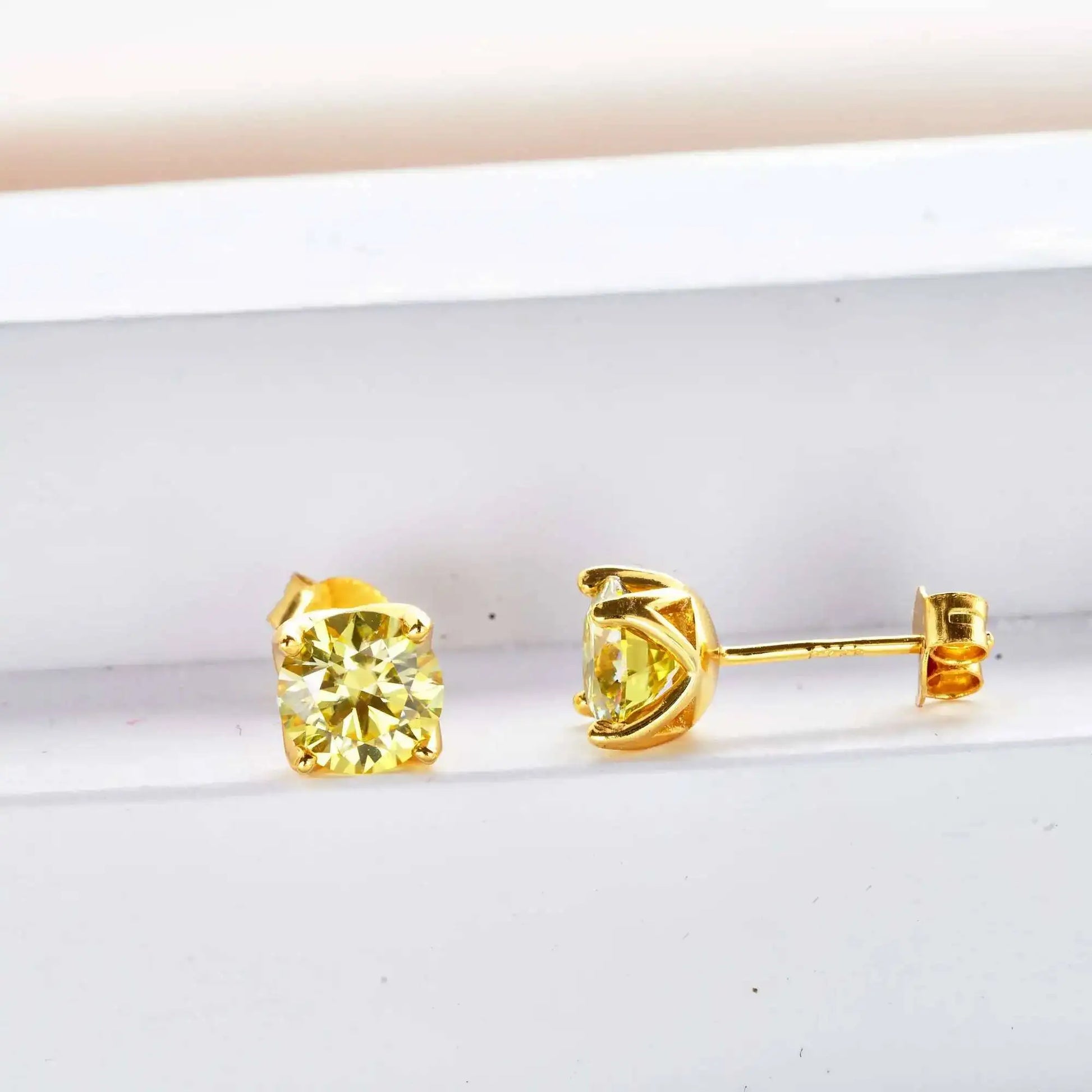 D Color Moissanite Stud Earrings 925 Sterling Silver 18K Gold Plated for Women