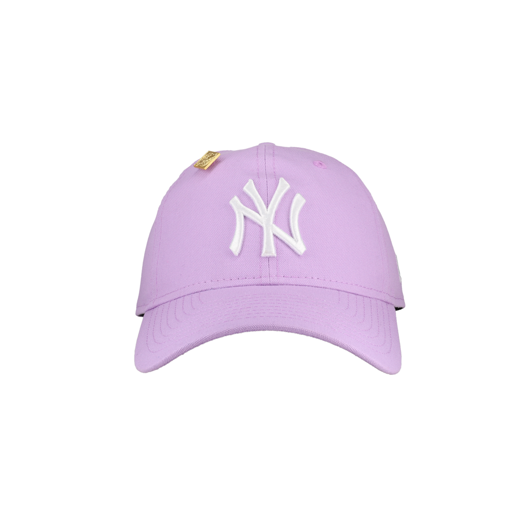 New York Yankees New Era 9Twenty Adjustable Hat (Tropic Purple)