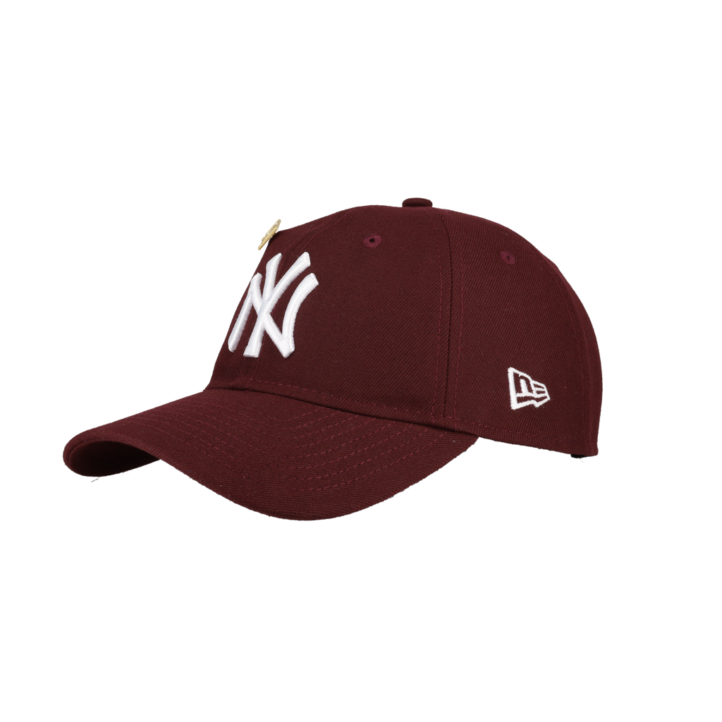 New York Yankees New Era 9Twenty Adjustable Hat (Maroon)