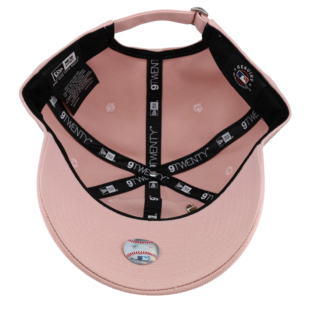 New York Yankees New Era 9Twenty Adjustable Hat (Pink Rogue)