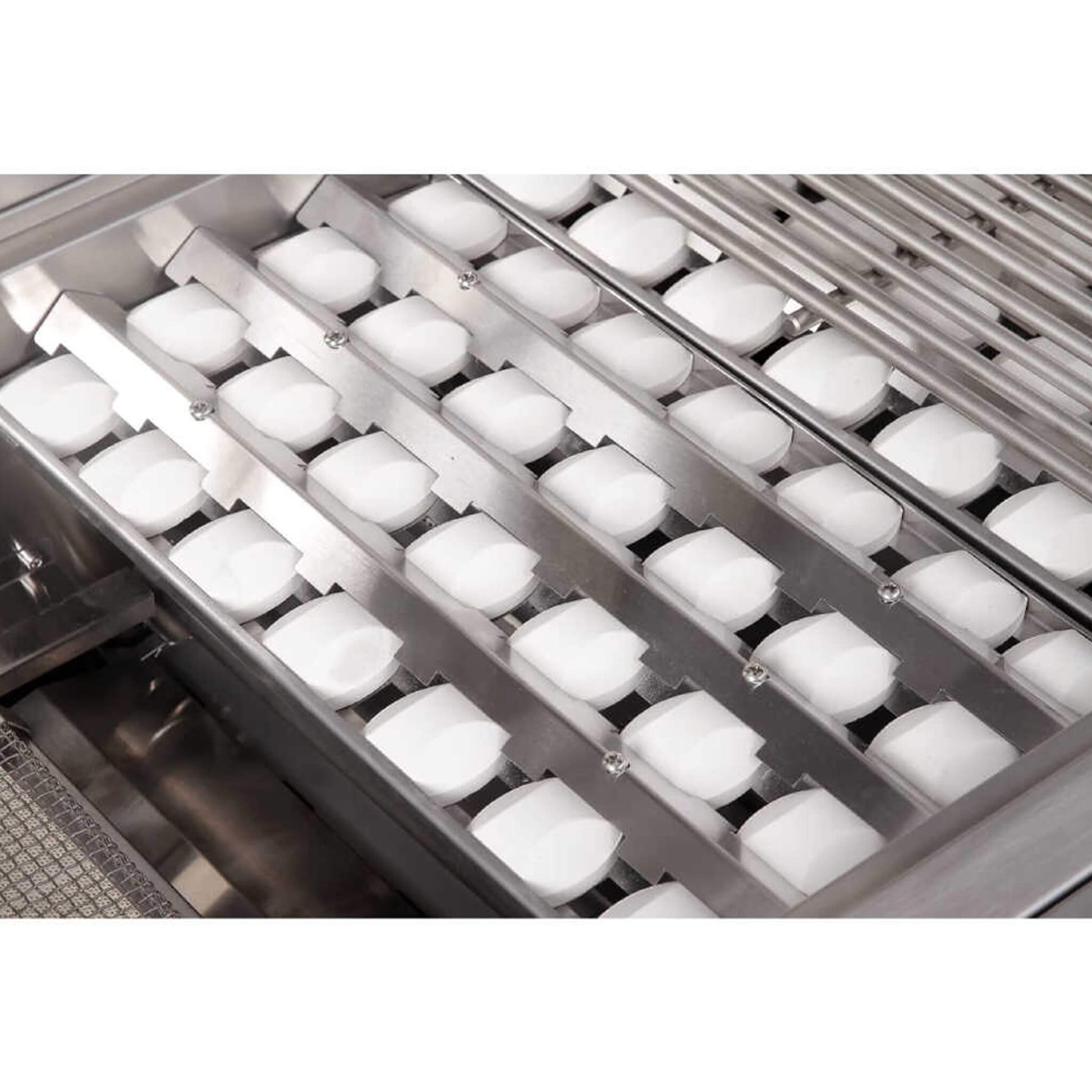 Edgestar 89K BTU 36-Inch Built-In Grill With Rotisserie And LED Lighting (SAK49230)