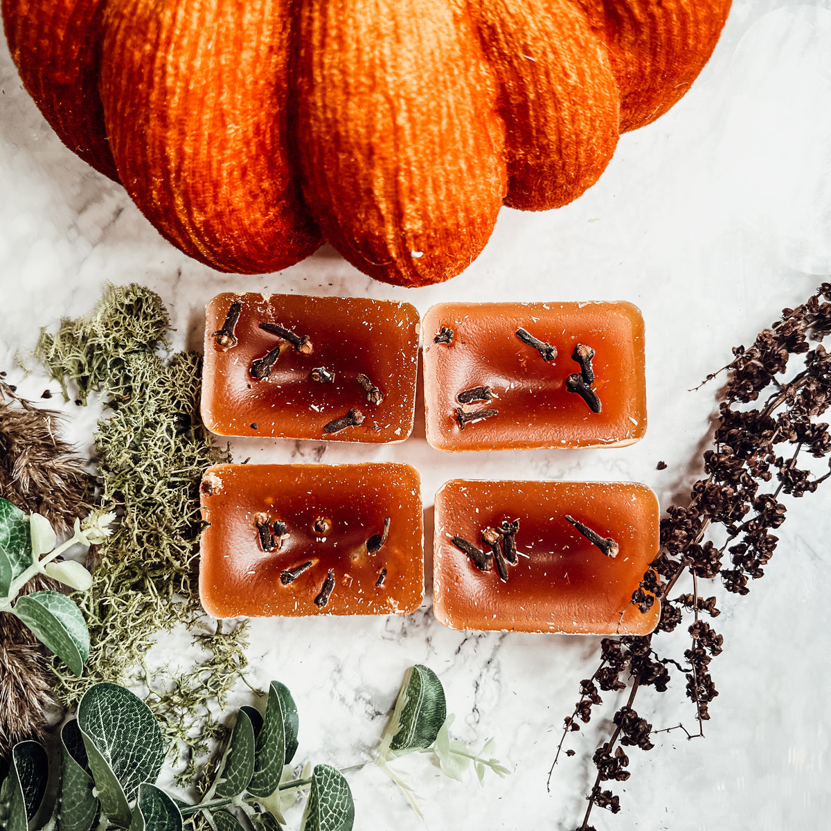 Fall Clove XL Natural Wax Melts 4 Cubes Spicy Cinnamon Clove Autumn Scent
