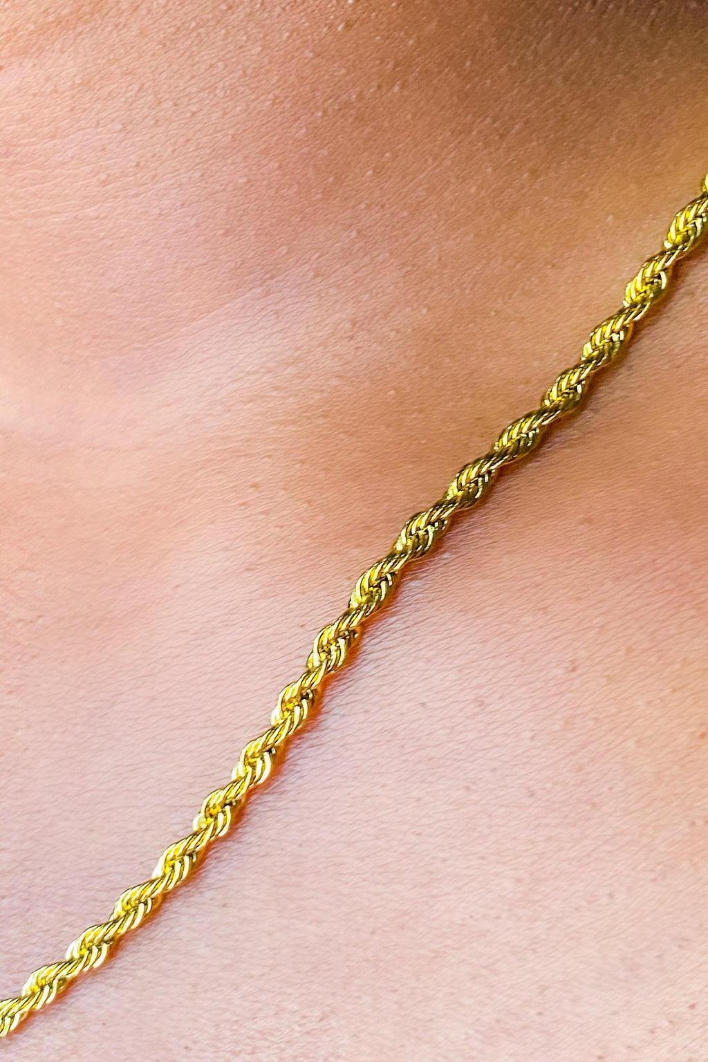 Gold Rope Chain Necklace 24 Inch Unisex Classic Everyday