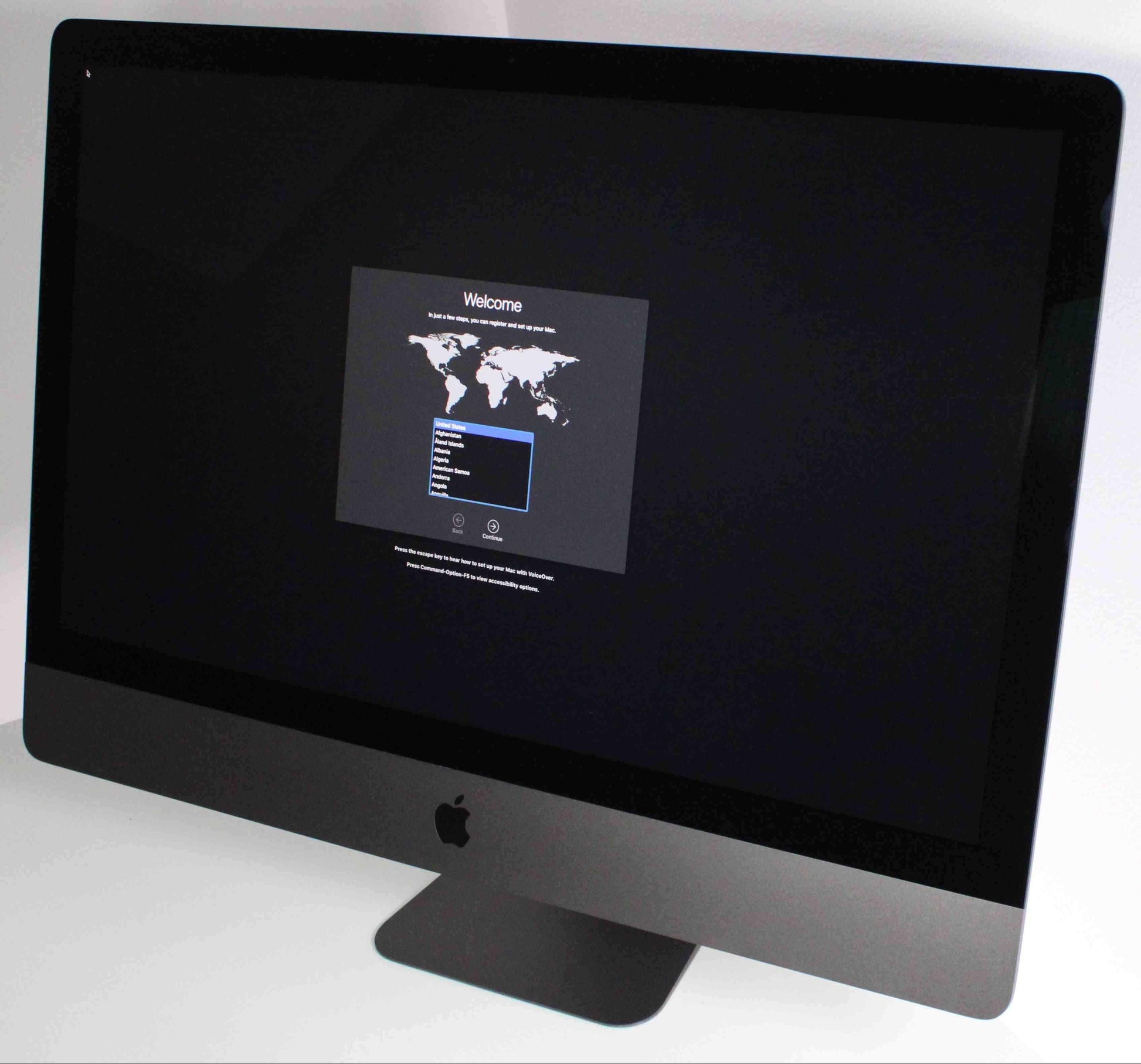 2017 Apple iMac Pro 27-inch 3.2GHz 8-core Xeon W 32GB RAM 1TB SSD | Vega 56