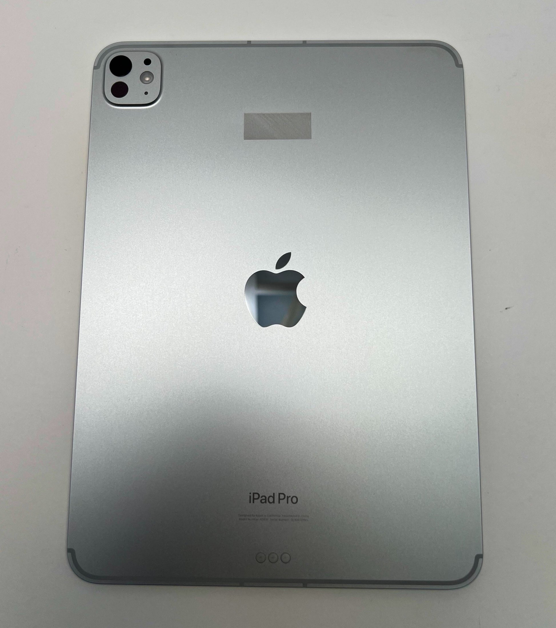 iPad Pro 11‑inch (2024) Nano‑Texture – M4 10‑Core CPU/GPU • Cellular 5G – 16GB RAM 1TB SSD • AppleCare+ 10/26