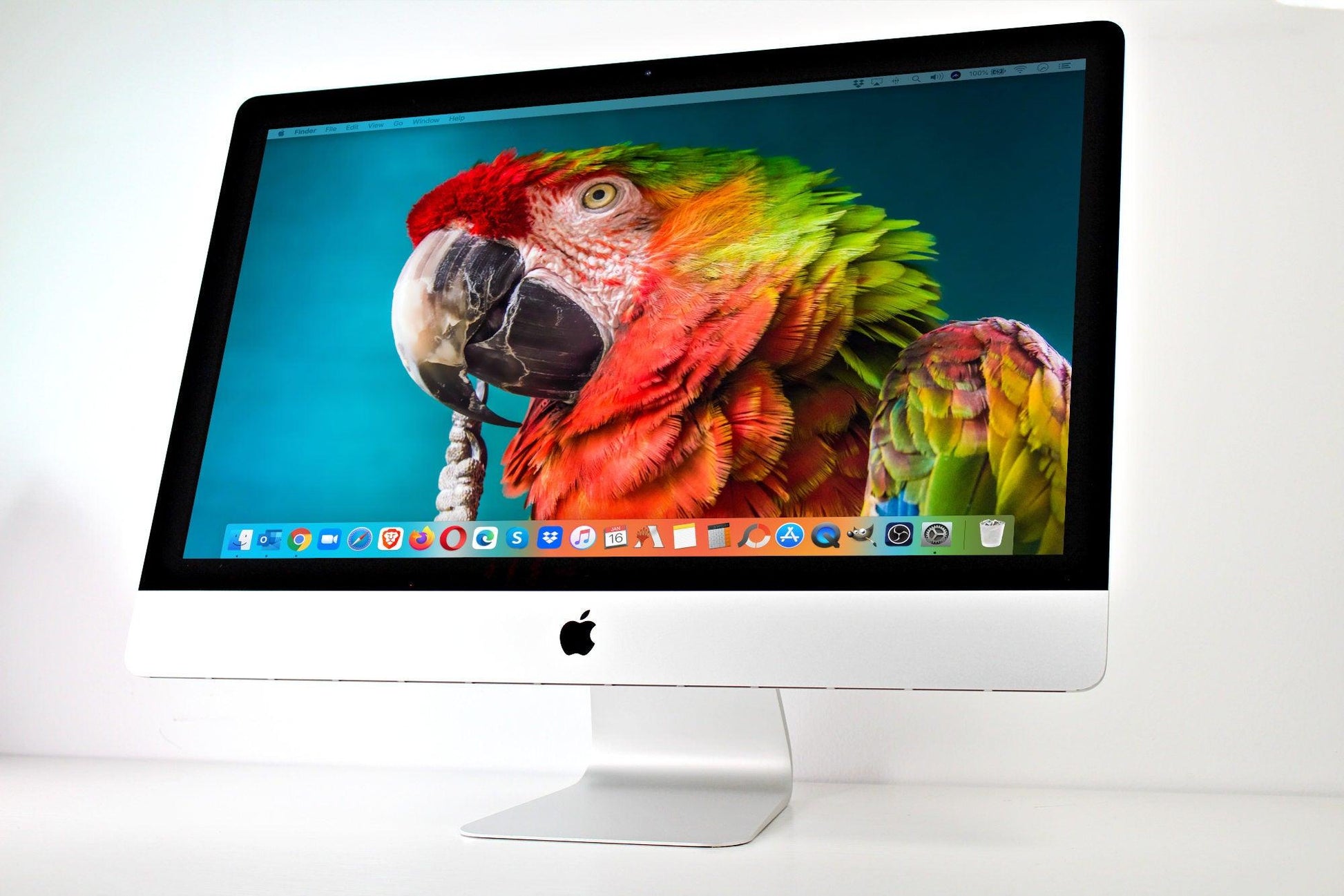 Apple iMac 5K 27-inch (Mid 2019) 3.6GHz i9 2TB SSD 128 GB RAM Desktop 580X GPU