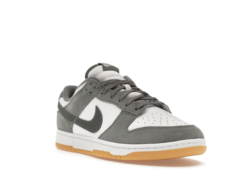 Nike Dunk Low Smoke Grey Gum 3M Swoosh