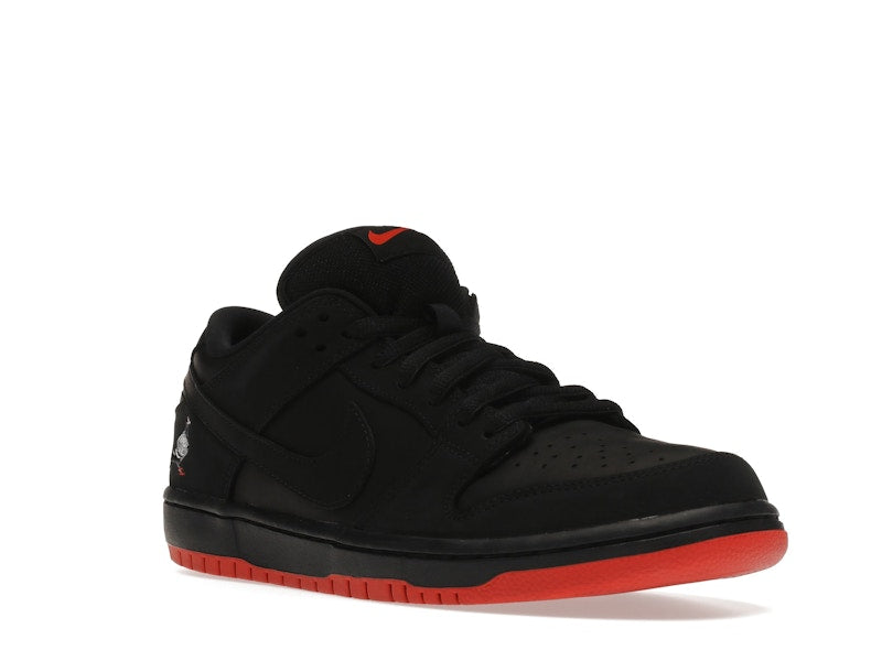 Nike SB Dunk Low Black Pigeon