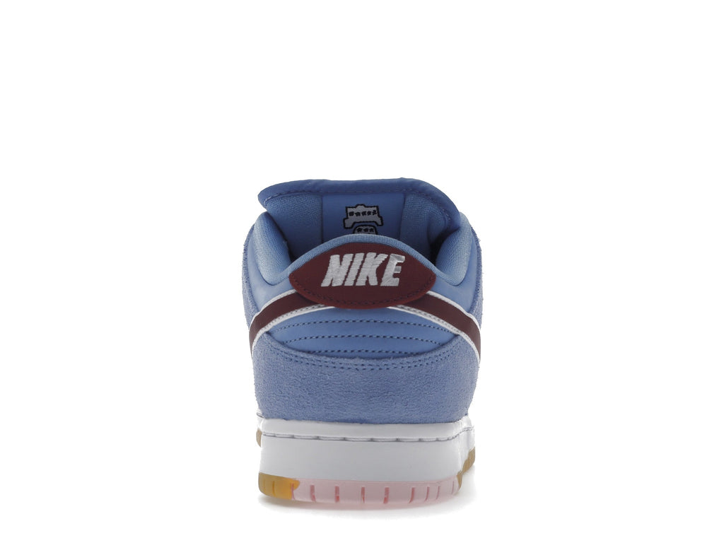 Nike SB Dunk Low “Philadelphia Phillies”