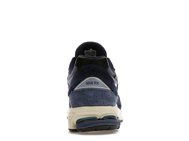 New Balance 2002R Gore-Tex Navy Arctic Grey