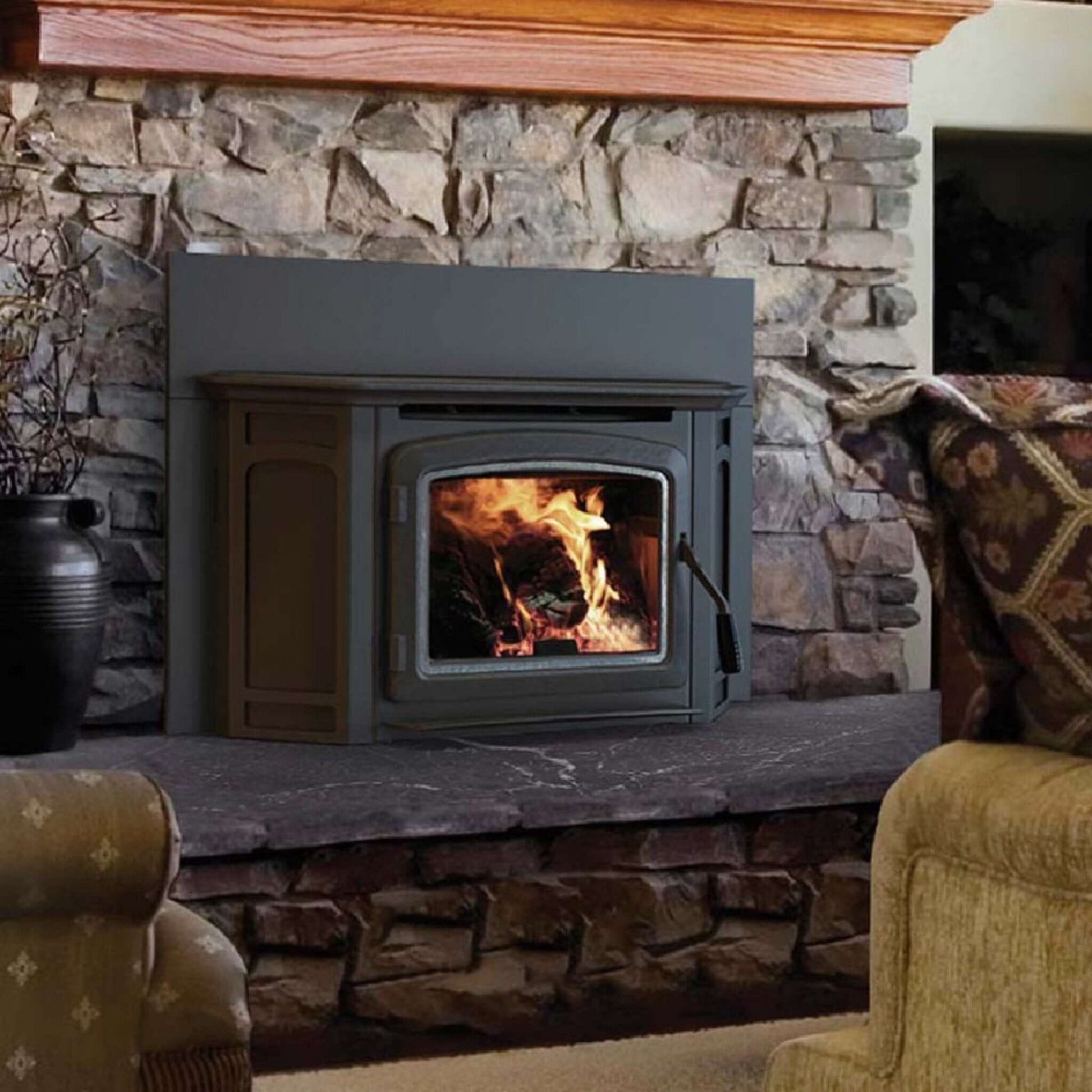 Ironstrike Montlake 300 Modern Wood Burning Fireplace Insert With High Density Firebrick  (SAK18103)